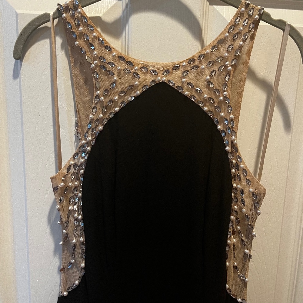 Xscape size 6 formal gown